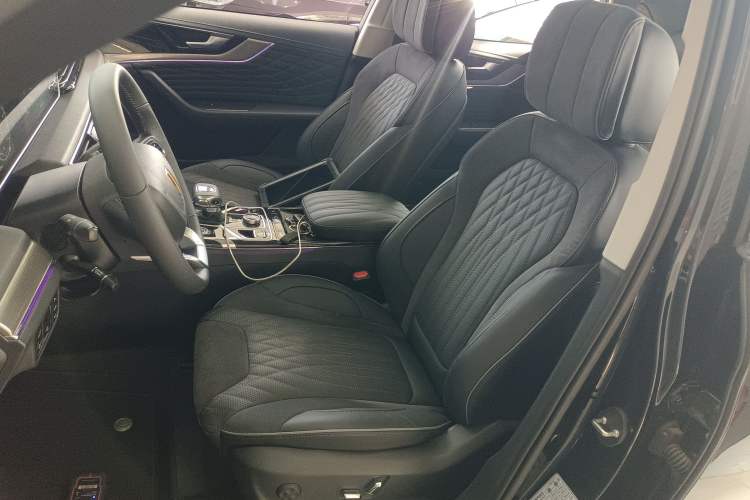 Used Hongqi HS5 2022 Revised Version 2.0T Smart Connect Flagship Edition