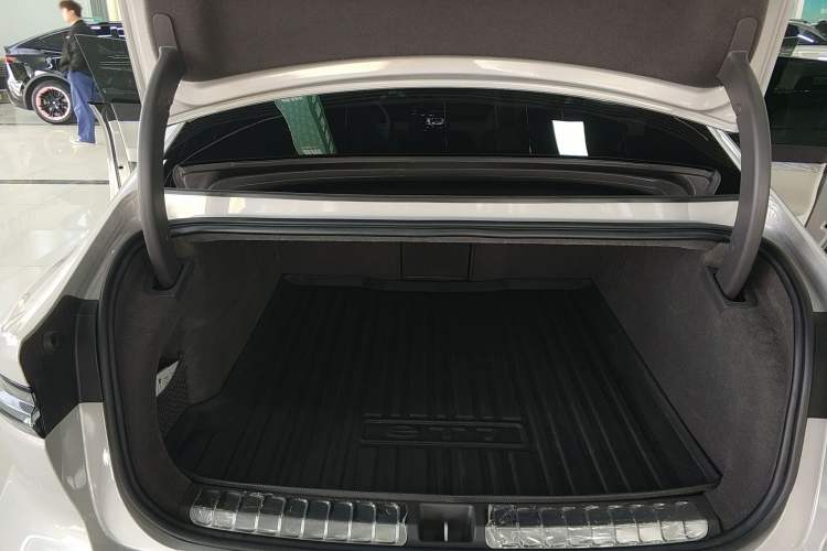 Used Nio ET7 2022 100kWh First Edition
