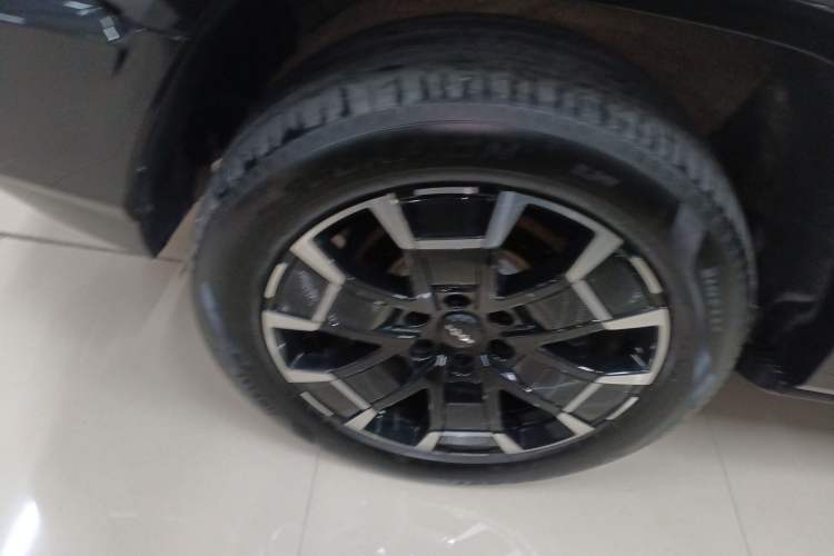 Used Formula Leopard Leopard 8 2025 Smart & Brave Flagship Edition 6 Seats