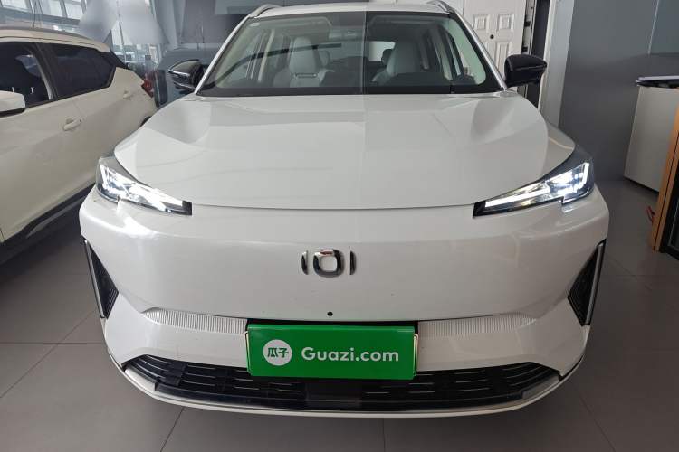 Used CHANGAN NEVO Q05 2023 60 Pro Front