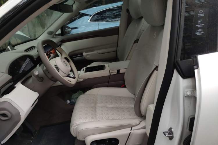 Used Zeekr 7X 2025 75 kWh Rear-Wheel Drive Intelligent Driving Version
