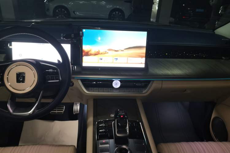 Used Tank 500 New Energy 2024 Hi4-T Audio And AC Panel