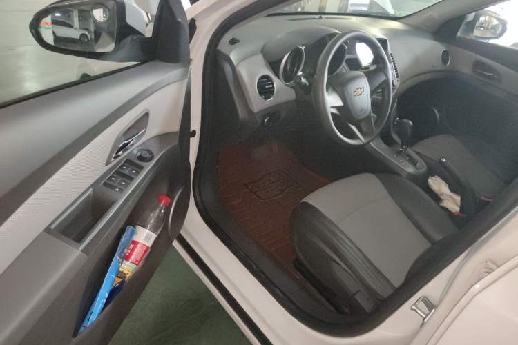 Used Chevrolet Cruze 2013 1.8L SE AT