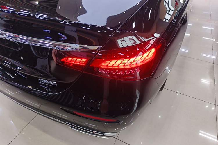 Used Mercedes-Benz E-Class 2023 Updated E 300 L Fashion Edition
