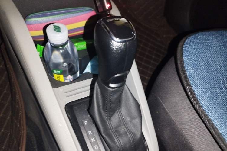 Used Skoda Fabia 2016 1.4L Automatic Car Enjoy Edition
