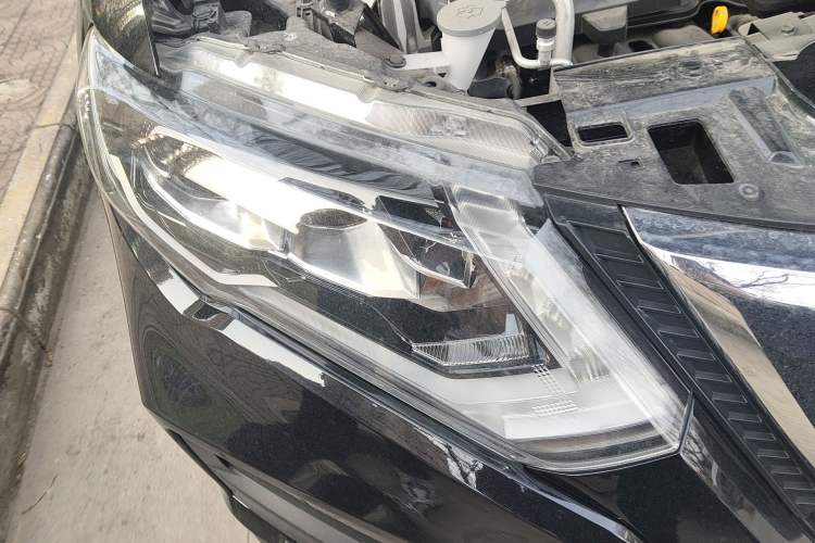 Used Nissan X-Trail 2025 Honor 2.0L Two-Wheel Drive Leading Edition
