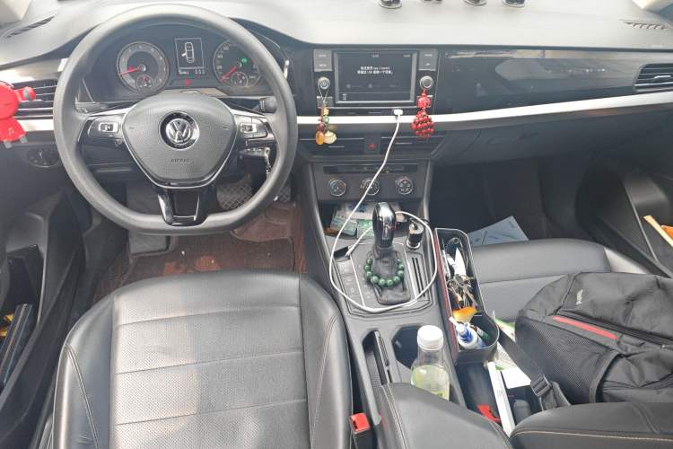 Used Volkswagen Lavida 2018 1.5L Automatic Comfort Edition China V Standard Center Console