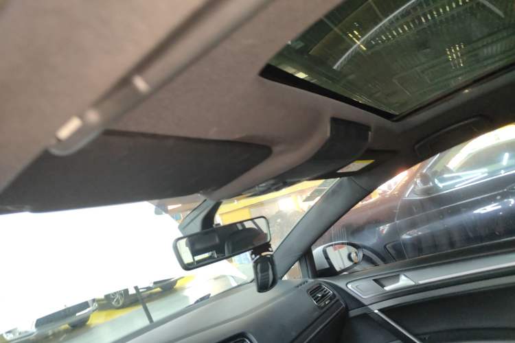 Used Volkswagen Golf 2016 1.4TSI Automatic R-Line