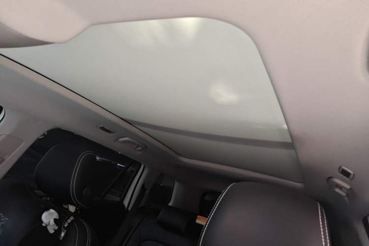 Used Skoda Kodiaq 2019 Facelifted TSI330 5-Seater Two-Wheel-Drive Luxury Enjoyment Edition China VI Standard Headliner