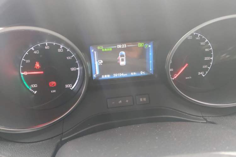 Used BYD Yuan New Energy 2019 EV360 Smart Connect Leading Model