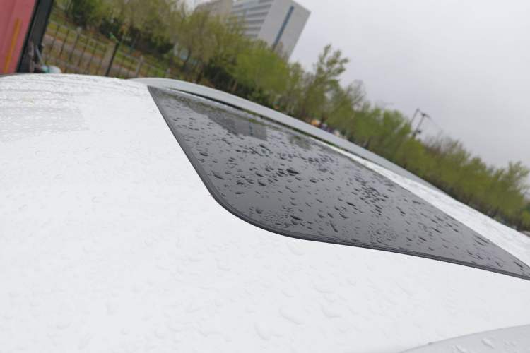 Used Haval H2 2018 Red-Label 1.5T Dual-Clutch Two-Wheel-Drive Elite Model Roof