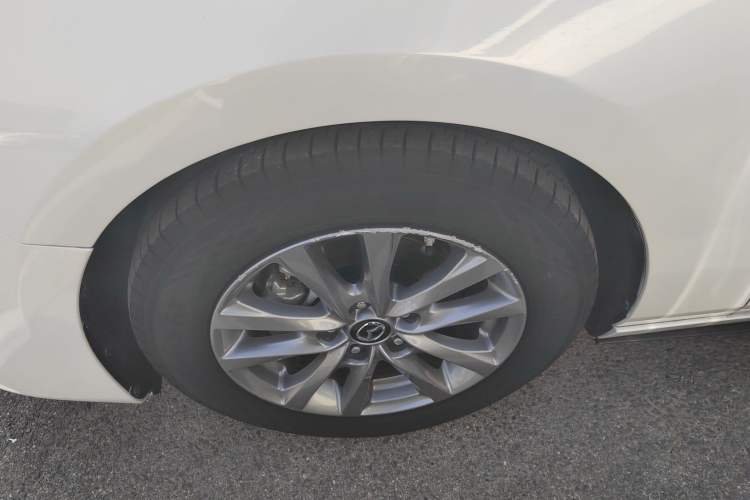 Used Mazda 3 Axela 2021 2.0L Automatic Zhiqing Edition
