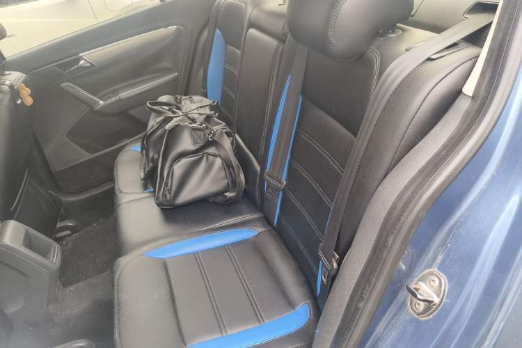 Used Volkswagen Lavida 2013 1.4TSI DSG Comfort Edition Left Rear Seat