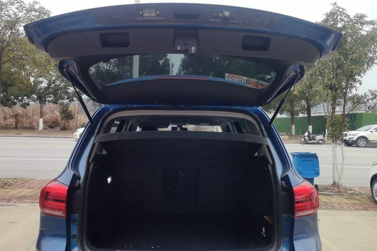 Used Volkswagen Tiguan 2015 1.8TSI Automatic Two-Wheel Drive Comfort Edition