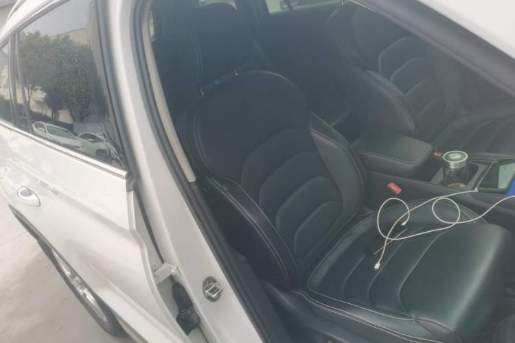 Used Skoda Kodiaq 2019 Facelifted TSI380 7-Seater All-Wheel-Drive Luxury Enjoyment Edition China VI Standard