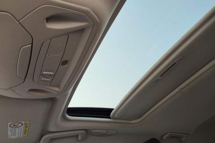 Used Ford Focus 2015 Hatchback EcoBoost 125 Manual – Ultra-Style Edition