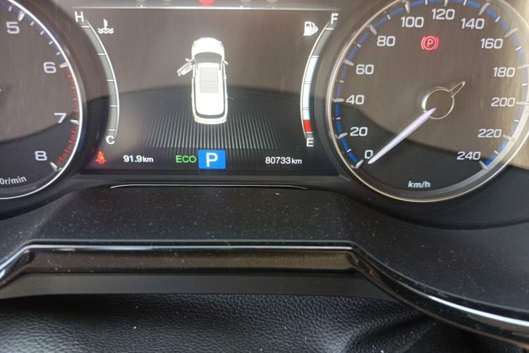 Used GAC Trumpchi GS8 2017 320T Two-Wheel Drive Luxury Smart Connectivity Version (7 Seats)