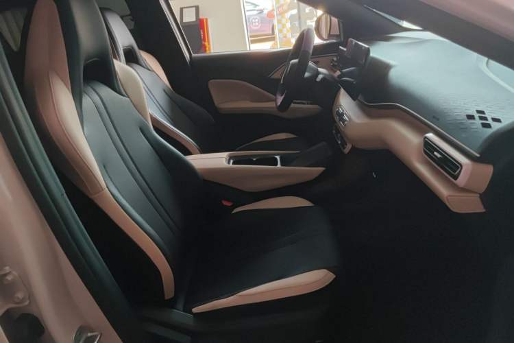 Used BYD Seagull 2025 Intelligent Driving Version 305 km Dynamic Edition Right Front Seat