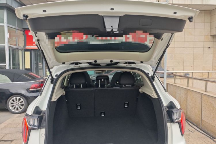 Used Lynk & Co 01 2018 2.0T Two-Wheel-Drive + Version Trunk