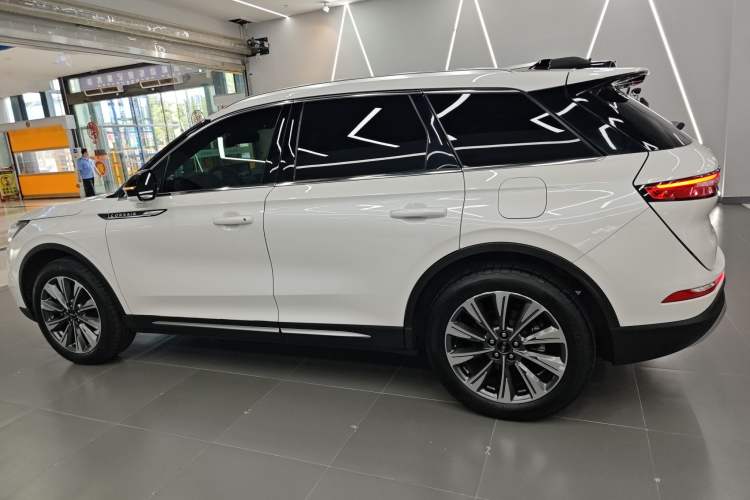 Used Lincoln Corsair 2022 2.0T Two-Wheel Drive Luxury Edition