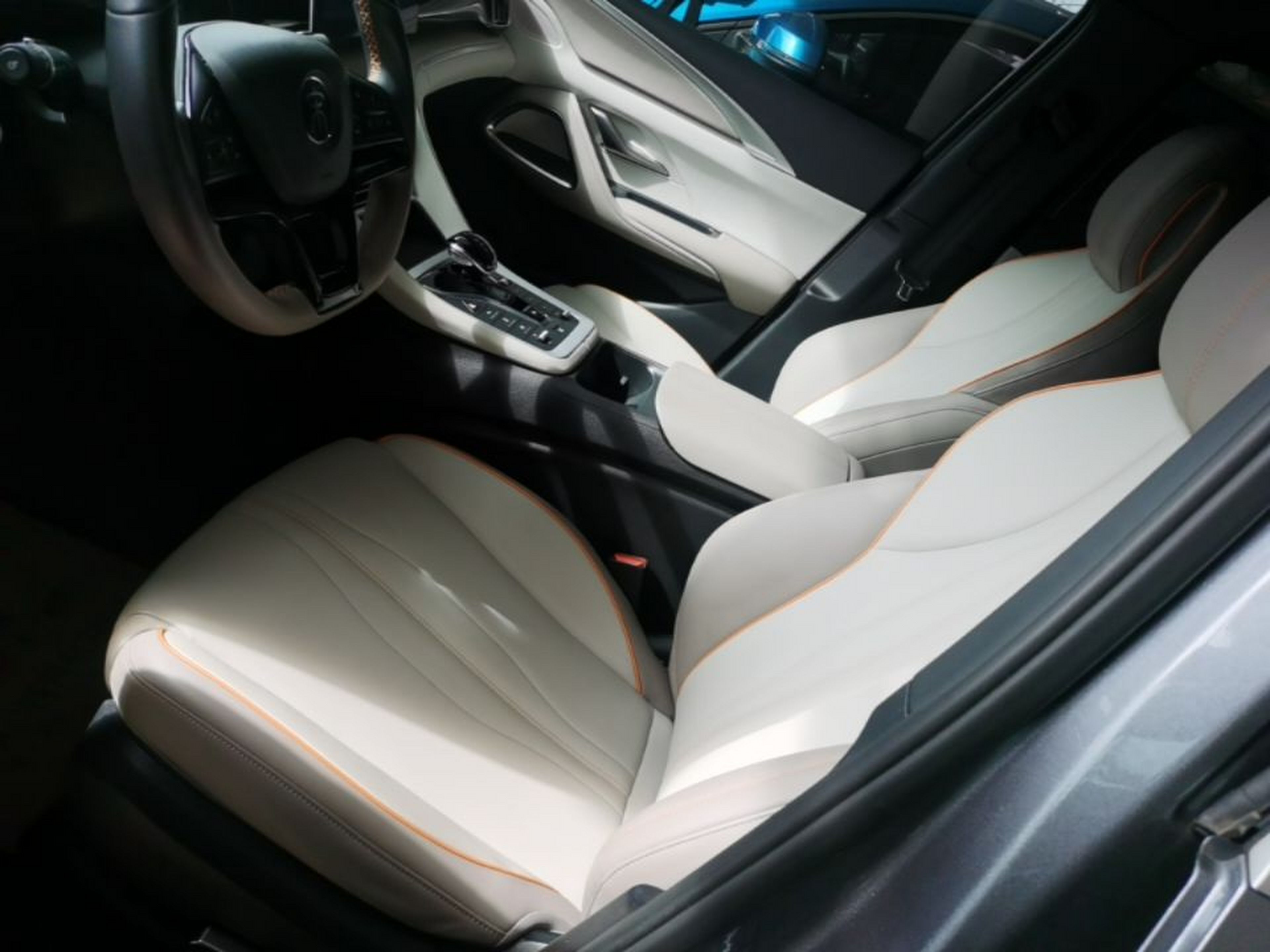 Avant de la voiture