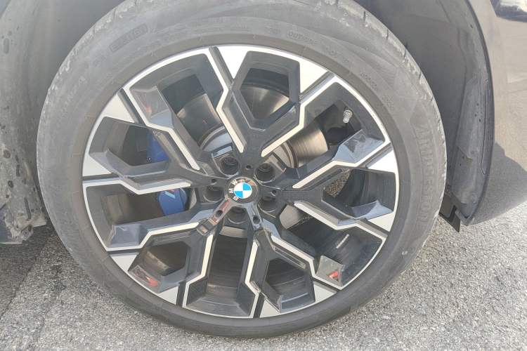 Used BMW X3 2025 xDrive30L Luxury Edition M Sport Package Exterior 2