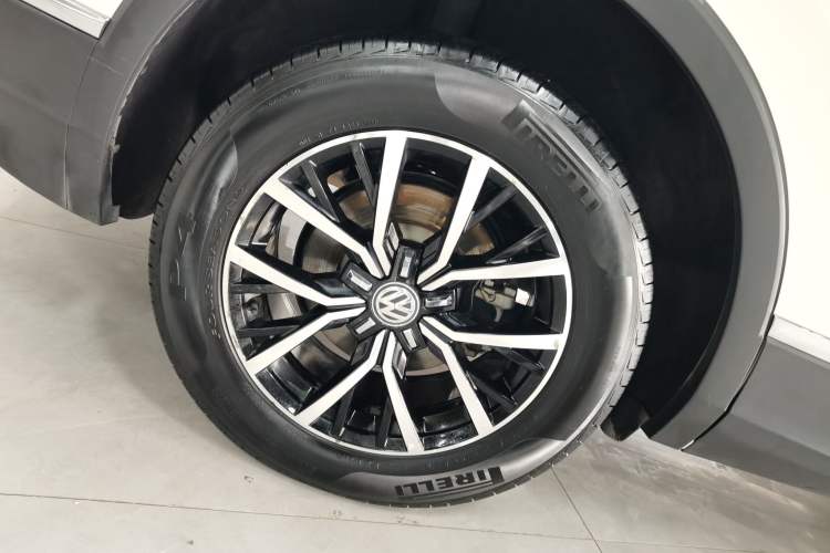 Used Volkswagen Tiguan L 2018 330TSI Automatic Two-Wheel Drive Luxury Edition
