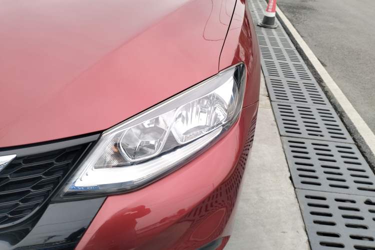 Used Nissan Tiida 2016 1.6L CVT Smart Drive Edition
