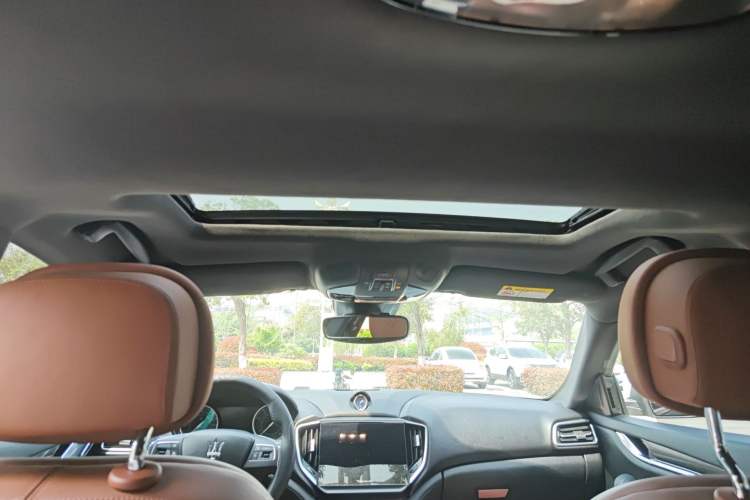 Used Maserati Ghibli 2021 2.0T Sharp Edition
