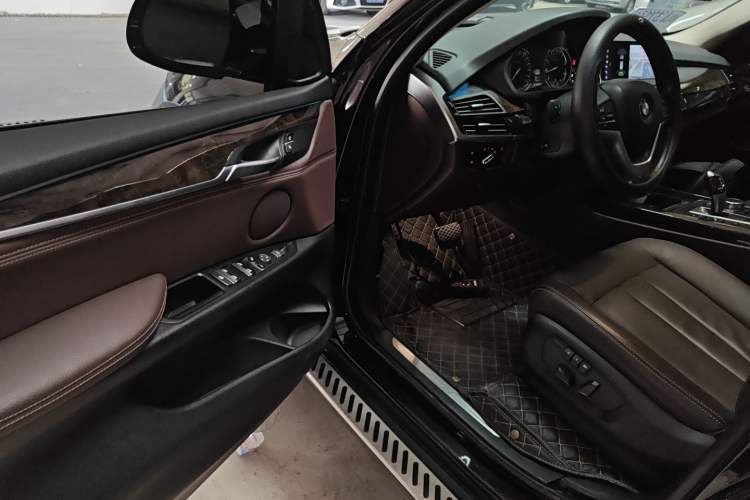 Used BMW X5 2018 xDrive28i