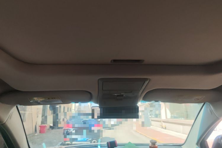 Used Chevrolet Captiva 2014 2.4L Two-Wheel Drive Urban Version 7 Seats Headliner