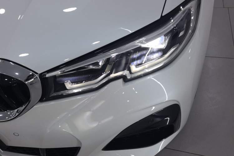 Used BMW 3 Series 2021 Second Facelift 325Li M Sport Package
