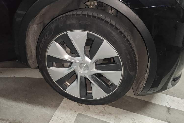 Used Tesla Model Y 2022 Rear-Wheel-Drive Version