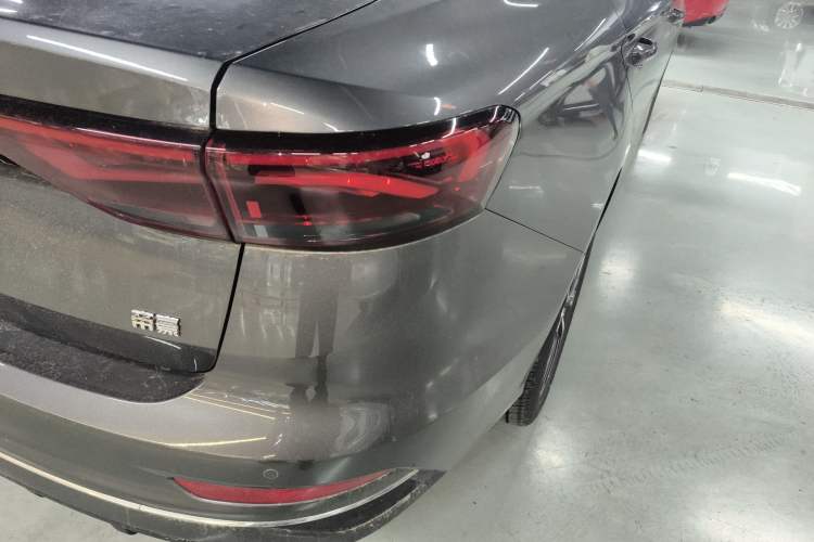 Used Geely Auto Emgrand 2025 4th Generation 1.5L CVT Luxury Version
