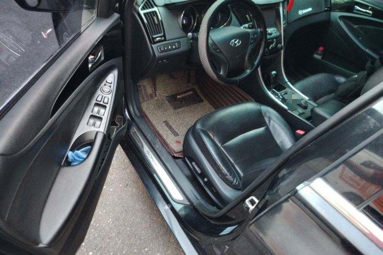 Used Hyundai Sonata 2013 2.0L Automatic Luxury Edition
