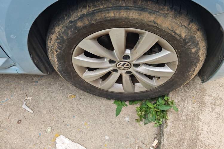 Used Volkswagen Beetle 2014 1.2TSI Fashion Edition Right Front Wheel Hub