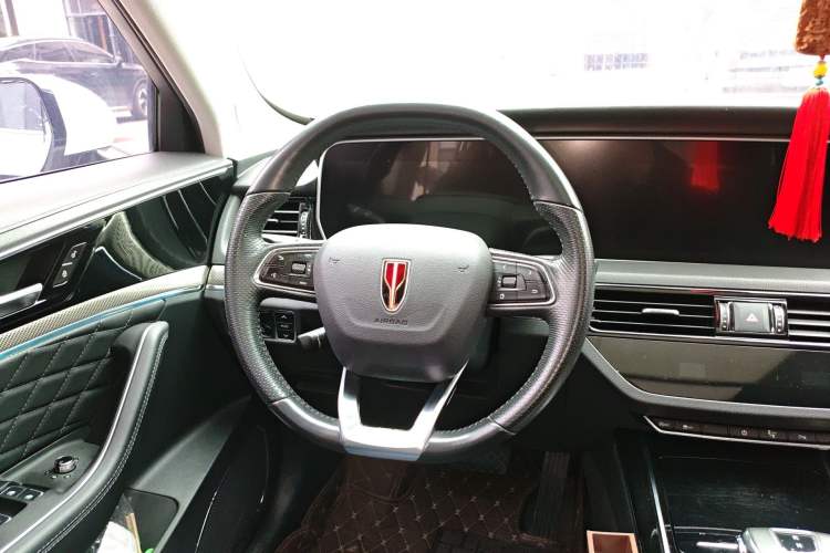 Used Hongqi HS5 2019 2.0T Smart Connect Flagship All-Wheel-Drive Version Steering Wheel