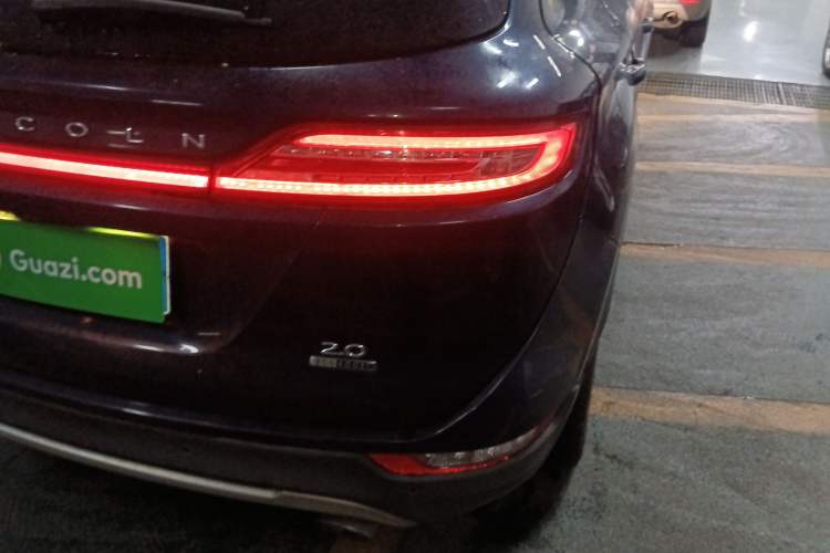 Used Lincoln MKC 2016 2.0T Two-Wheel Drive Deluxe Edition