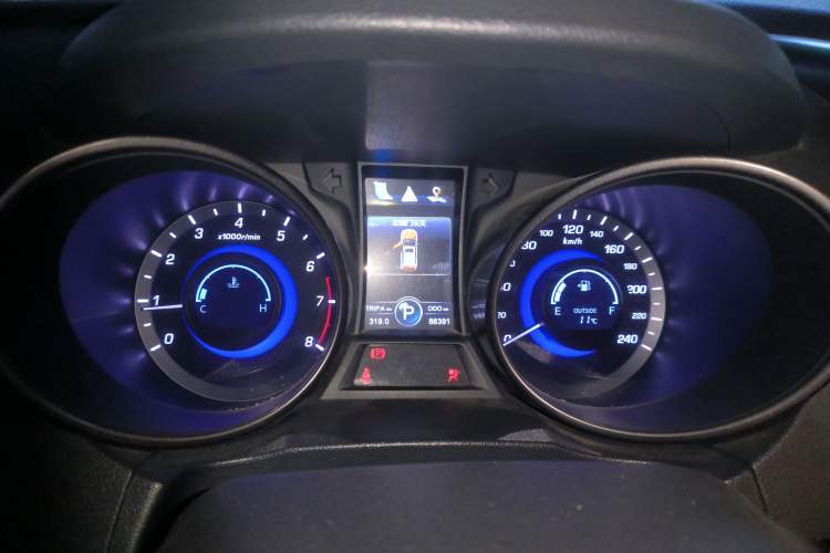 Used Changan CS75 2016 1.8T Automatic Elite Model China IV Standard