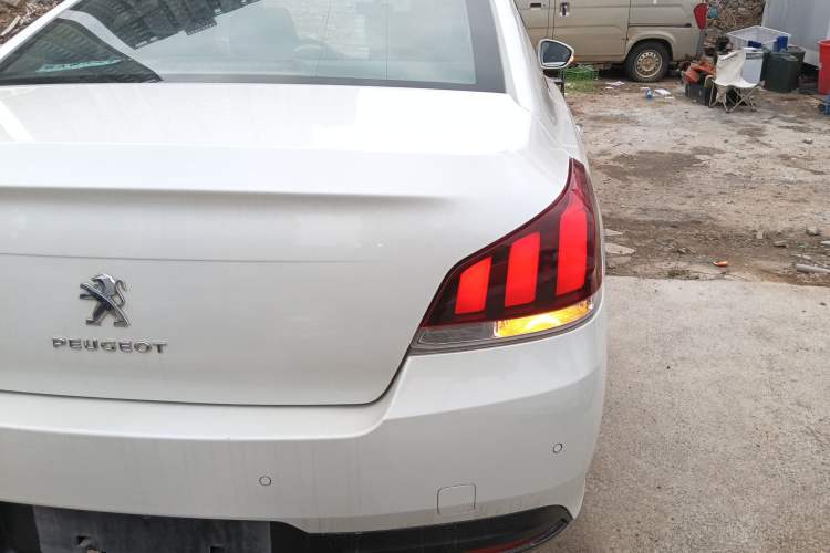Used Peugeot 508 2015 2.0L Automatic Zhiyi Edition Right Rear Taillight