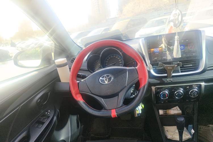 Used Toyota YARiS L Zhi Xiang 2017 1.5E CVT Dynamic Edition Steering Wheel