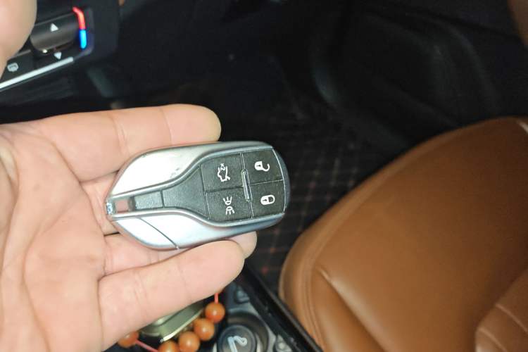 Used Maserati Levante 2016 3.0T Standard Edition Vehicle Key