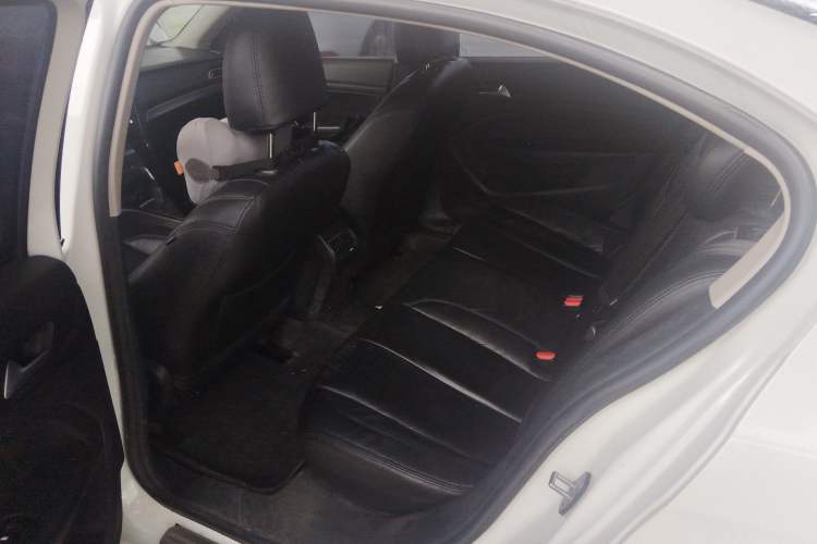 Used Peugeot 408 2014 1.8L Automatic Luxury Edition Left Rear Seat