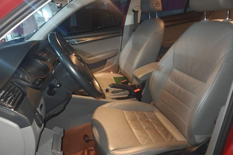 Used Skoda Octavia 2015 1.6L Automatic Yijun Edition