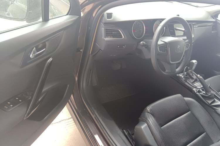 Used Peugeot 508 2015 2.0L Automatic Zhiyi Edition
