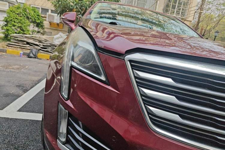 Used Cadillac XT5 2016 25T Luxury Model
