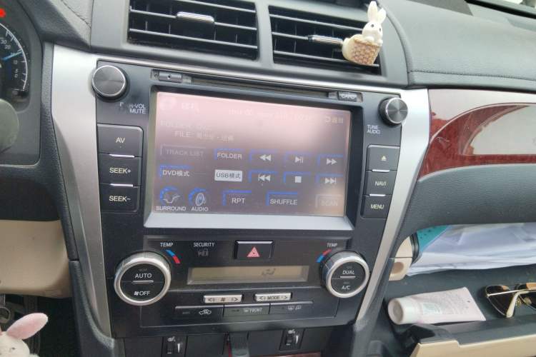 Used Toyota Camry 2012 2.0G Luxury Navigation Edition Audio And AC Panel