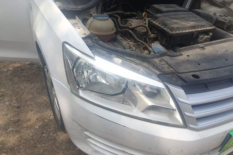 Used Volkswagen Santana 2015 1.6L Manual Fashion Edition