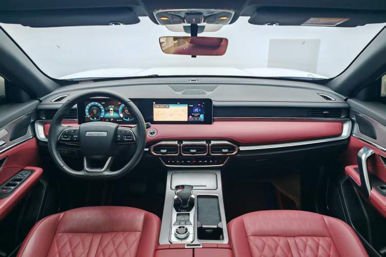 Used JETOUR X70 PLUS 2024 Champion Edition 1.5T DCT Champion MAX 5-Seater