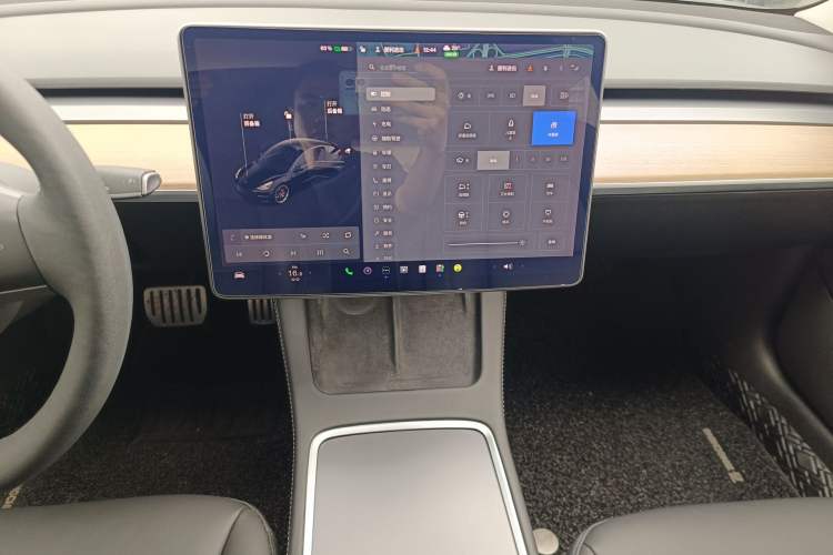 Used Tesla Model 3 2021 Performance High-Performance All-Wheel-Drive Version Audio And AC Panel